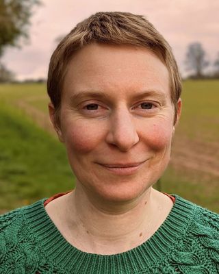 Photo of Ellie Finch, Counsellor in Egham, England