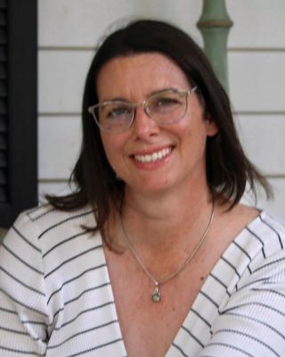Photo of Miki Skinner, Psychologist, PhD, LCP