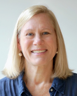 Photo of Elizabeth V Roberts, PsyD, Psychologist