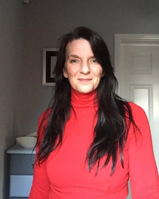 Photo of Lesley Snowdon, Psychotherapist in Walsall, England