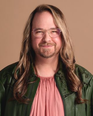 Photo of Fleurian Maxton, Registered Psychotherapist (Qualifying), MACP, BEd, BSocSc