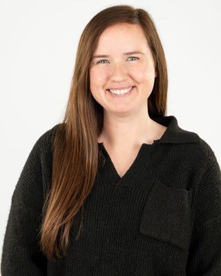 Photo of Jasmine Cook, Pre-Licensed Professional