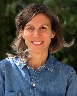 Photo of Anne M Fortin, Art Therapist, MA, DVATI, RTC