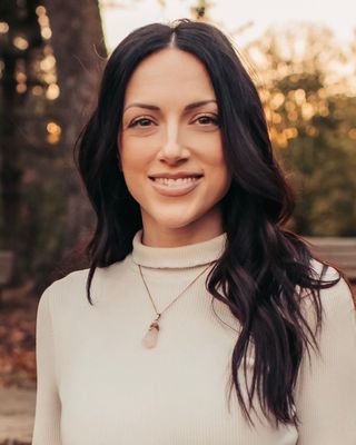 Photo of Hannah Woods, Clinical Social Work/Therapist, LCSW