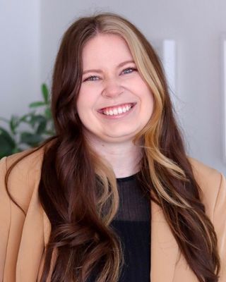 Photo of Sydney VanderTuin, Marriage & Family Therapist, MS, LMFT