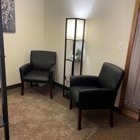 Gallery Photo of If you arrive early, please have a seat in the Waiting Area. I'll be with you shortly.