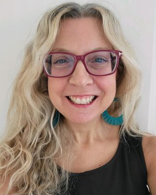 Photo of Dr. Jerriann Peters, Marriage & Family Therapist, PsyD, LMFT