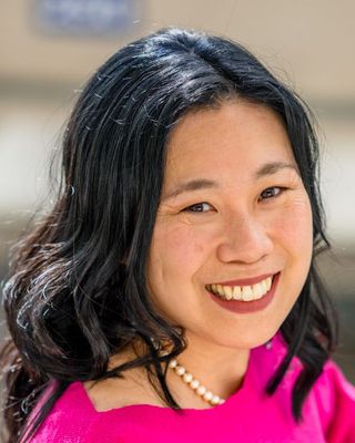 Photo of Sharah Mar-Kaminsky, Registered Social Worker, MSW, RSW