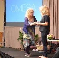 Gallery Photo of Photo:   Donna Eden & Kathleen Walsh (Omega Institute, 2016).