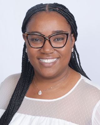 Photo of Dominique Meyers, Clinical Social Work/Therapist, LMSW