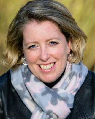 Photo of Suzanne Denise Walker, Counsellor in Leatherhead, England