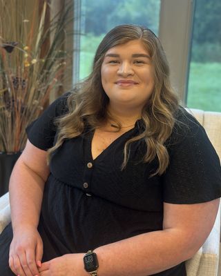 Photo of Kari Pritchett, Licensed Master Social Worker, MSW, LMSW