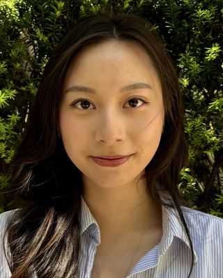 Photo of Linh Nguyen, Counsellor, RCC