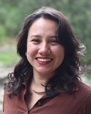Photo of Leslie Magana, Marriage & Family Therapist Associate