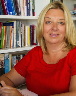 Photo of Debbie M Wright, Counsellor, MBACP Accred