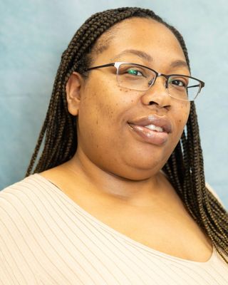 Photo of Ashley Jones-Watkins, Pre-Licensed Professional