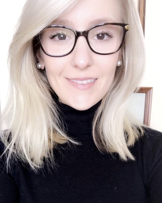 Photo of Kaitlyn Martino, Registered Psychotherapist in Aurora, ON