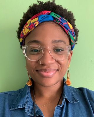 Photo of Nailah Wilds, LCAT, Art Therapist