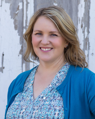 Photo of Kathe Phippen, Clinical Social Work/Therapist, LISW