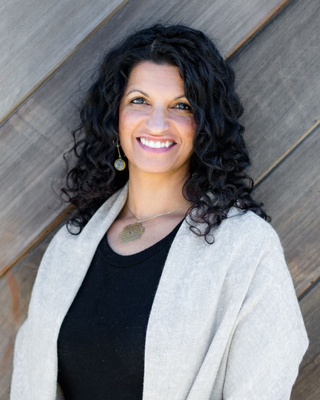 Photo of Tameeza Samji, Psychologist, LP