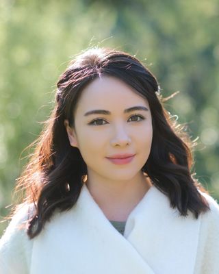 Photo of Bianca Hur, Psychologist, PsyD