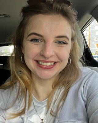 Photo of Karsyn Connors, Clinical Social Work/Therapist, LICSWA