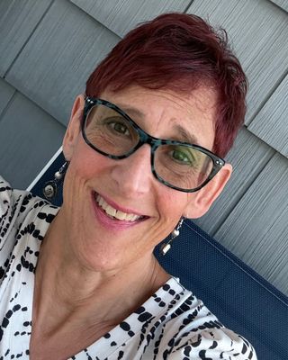 Photo of Lisa Pintel, Clinical Social Work/Therapist, LCSW