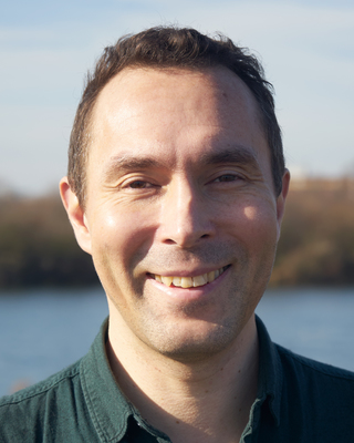 Photo of Simon Kasprowicz, Psychotherapist in WC1N, England