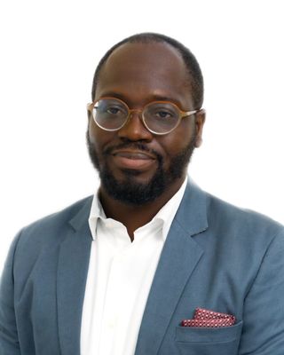 Photo of Theo Adjei, Registered Social Worker in Ontario