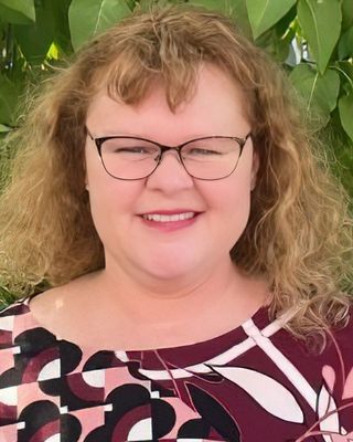 Photo of Robin Zoeller-Pullman, Psychologist in Geneva, IL