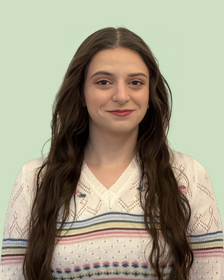 Photo of Julia Taştek - Julia Taştek: Addictions, LGBTQ, ADHD, Registered Psychotherapist (Qualifying)