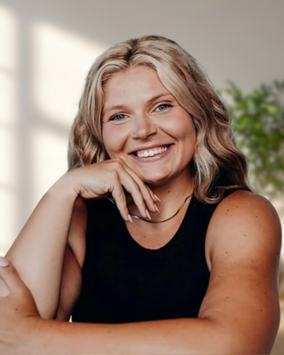 Photo of Amanda Reichert, Marriage & Family Therapist Associate, LAMFT