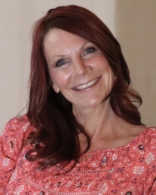 Photo of Annette Callahan, Licensed Professional Counselor in Phoenix, AZ