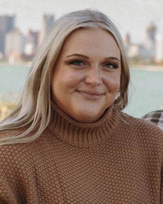 Photo of McKenna Wright, Clinical Social Work/Therapist, MSW, LLMSW
