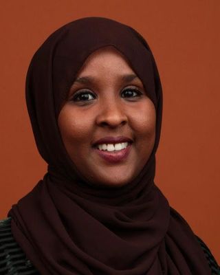 Photo of Nimo Hashi, Clinical Social Work/Therapist, MSW, LICSW