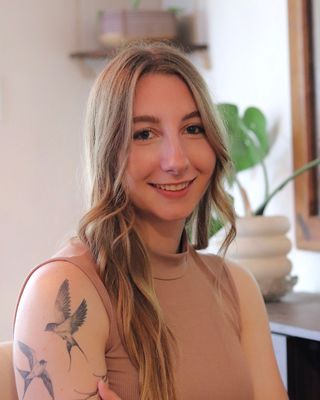 Photo of Skyler Pink - Skyler Pink, EMDR, Marriage & Family Therapist Associate, MS