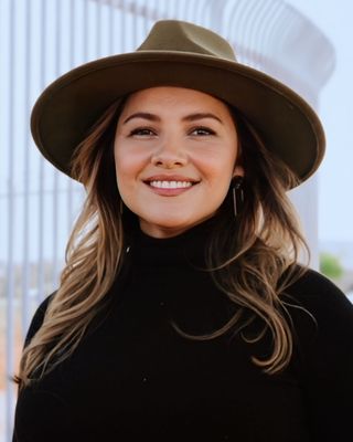 Photo of Cindy Guzman, Counselor, MS, LAC