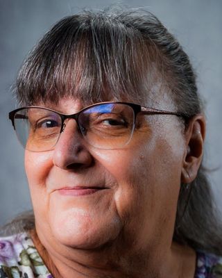 Photo of Linda Oberle, LCSW, Clinical Social Work/Therapist