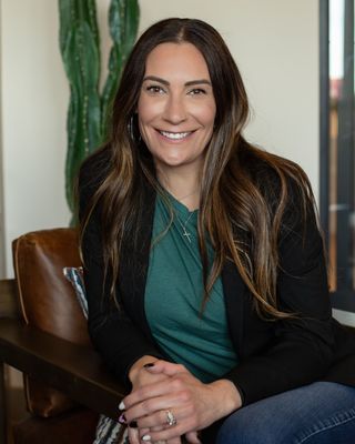 Photo of Maggie Schlenker, Psychiatric Nurse Practitioner, PMHNP, FNP, MSN
