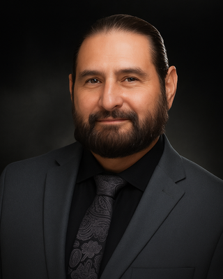Photo of Victor Labrado, Psychiatric Nurse Practitioner, MSN, APRN, PMHNPBC