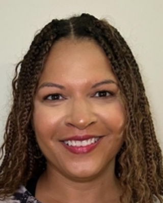 Photo of Vaquet Shomo, Psychiatric Nurse Practitioner, PMHNP