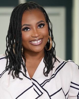 Photo of Tynisha Collins, Clinical Social Work/Therapist, LCSW