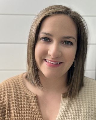 Photo of Melanie Snow, Registered Psychotherapist (Qualifying), BA, MA