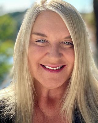 Photo of Dr. Cynthia Edwards-Hawver- Overcoming Narcissistic Burnout, Psychologist, PsyD