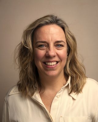 Photo of Nicola Cracknell, Psychotherapist, MBABCP