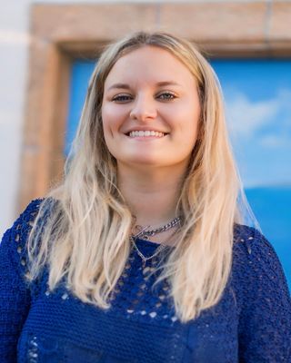 Photo of Elise Rosenthal, Associate Clinical Social Worker, ACSW