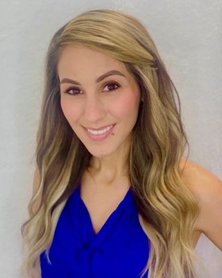Photo of Danielle Capra, Clinical Social Work/Therapist, LCSW