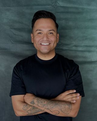 Photo of Dr. Raymond Hernandez, Marriage & Family Therapist, PhD, MS, LMFT