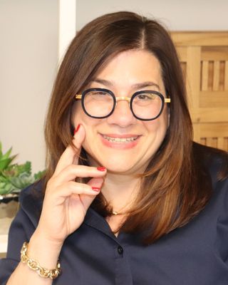 Photo of Sara Guthman Victor, Clinical Social Work/Therapist, LCSW, ACSW, C-SWHC