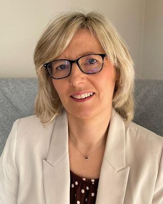 Photo of Lorna Hewson - Lorna Hewson Adolescent & Adult Psychotherapist, Psychotherapist, Pre-Accredited Member IACP